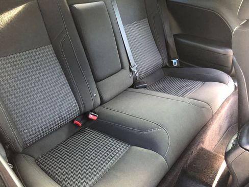 Used 2018 Dodge Challenger SXT w/ Blacktop Package image 17