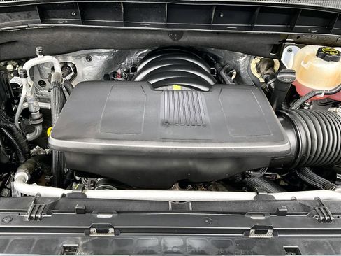 Used 2025 GMC Sierra 1500 SLT image 28