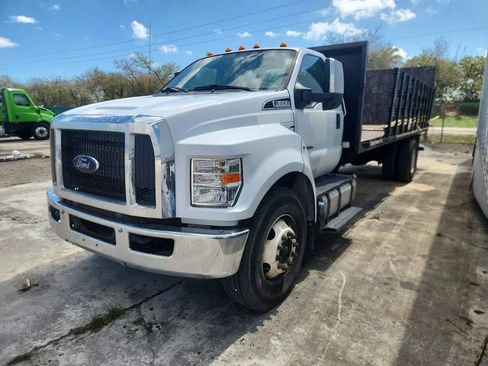Used 2019 Ford F650 2WD Regular Cab Super Duty image 3