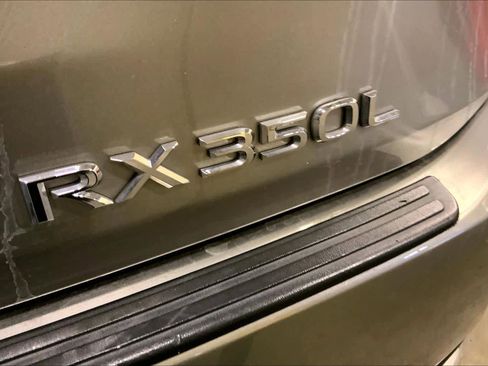 Used 2020 Lexus RX 350L Premium w/ Premium Package image 10