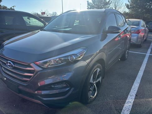 Used 2016 Hyundai Tucson Sport image 1