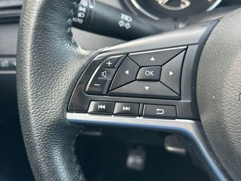 Used 2019 Nissan Rogue S w/ Special Edition Package AWD/4WD image 38