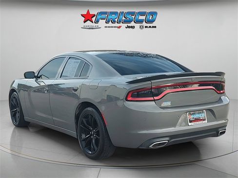 Certified 2018 Dodge Charger SXT w/ Blacktop Package image 7