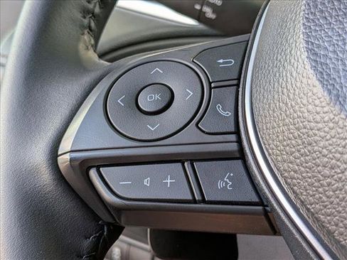 Used 2026 Toyota Corolla Cross SE image 12