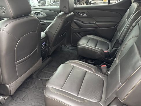 Certified 2021 Chevrolet Traverse RS w/ LPO, Floor Liner Package image 12