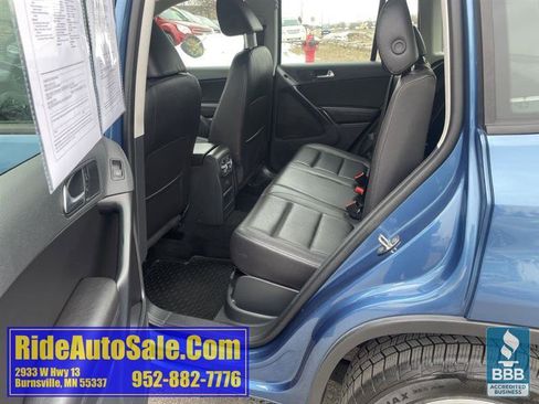 Used 2017 Volkswagen Tiguan S image 12