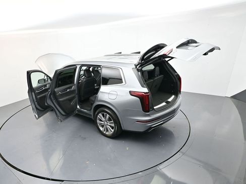 Used 2023 Cadillac XT6 Premium Luxury image 50