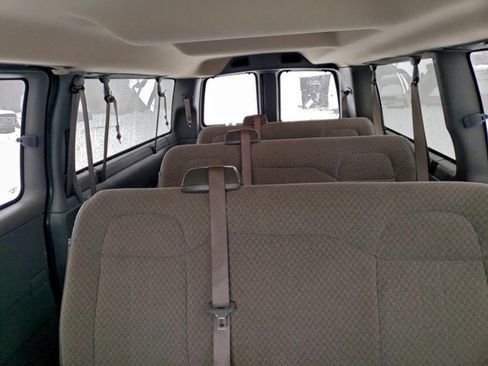 Used 2024 Chevrolet Express 3500 LT w/ LT Preferred Equipment Group image 7