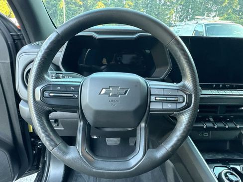 Used 2024 Chevrolet Colorado Trail Boss w/ Advanced Trailering Package AWD/4WD image 16