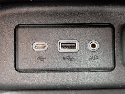 Used 2024 Chevrolet Equinox LT image 20