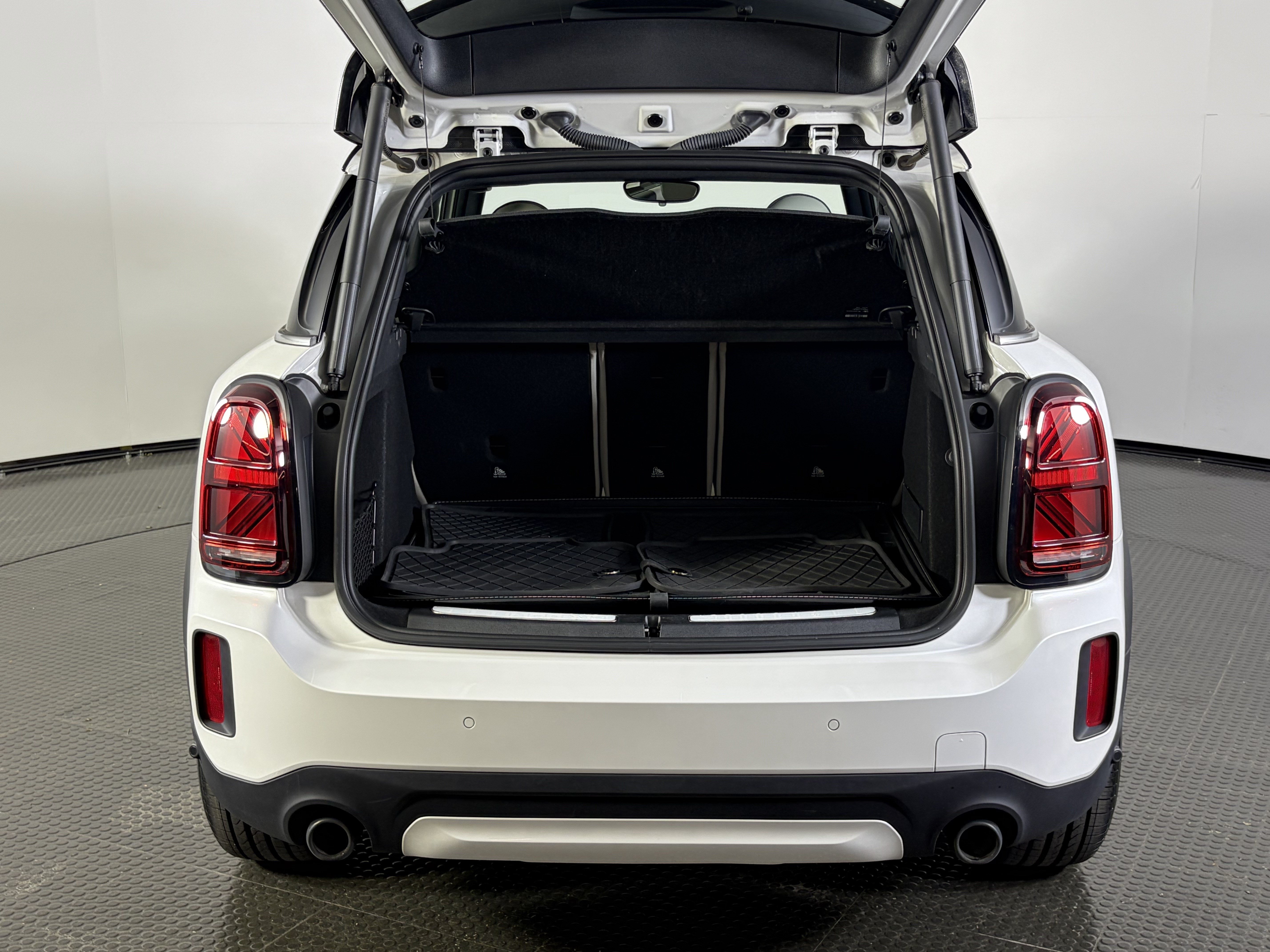 Used 2024 MINI Cooper Countryman S AWD/4WD image 8