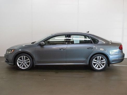 Used 2019 Volkswagen Passat 2.0T Wolfsburg FWD image 7