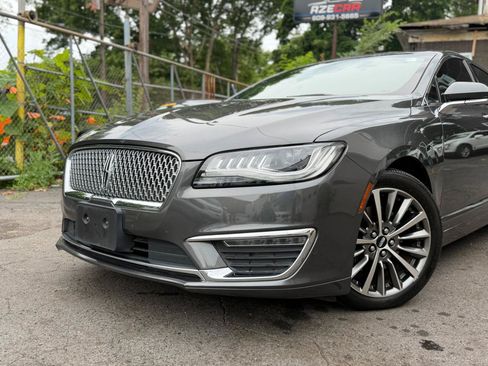 Used 2017 Lincoln MKZ Premiere FWD image 4