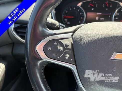 Used 2021 Chevrolet Traverse LT FWD image 16