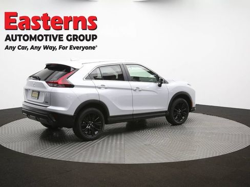 Used 2024 Mitsubishi Eclipse Cross LE AWD/4WD image 40