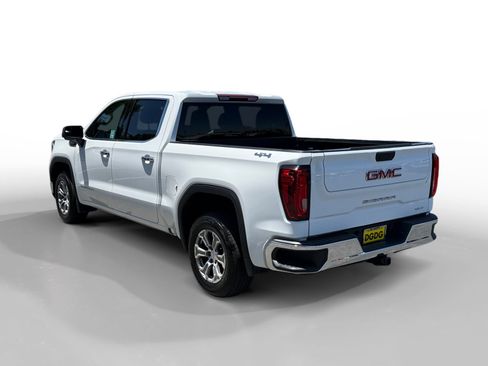 Used 2024 GMC Sierra 1500 SLT AWD/4WD image 3