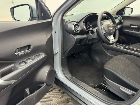 Used 2024 Nissan Kicks SV image 12