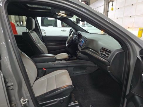 Used 2024 Dodge Durango GT image 10