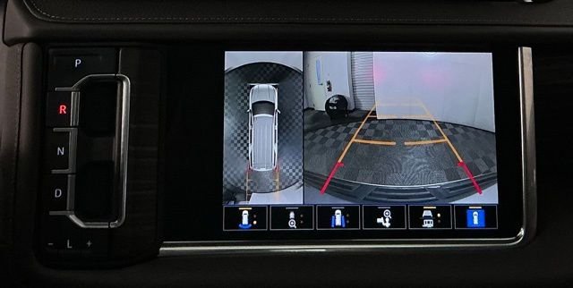 Used 2022 GMC Yukon Denali RWD image 15