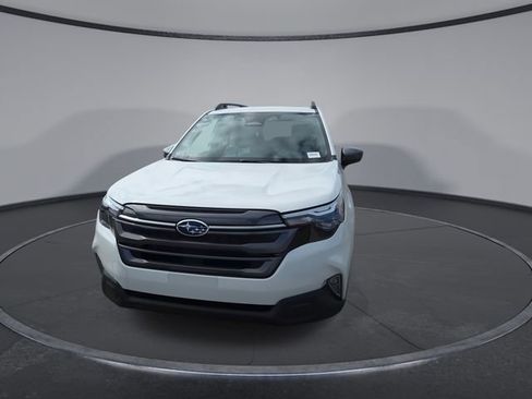 Used 2026 Subaru Forester Premium AWD/4WD image 3