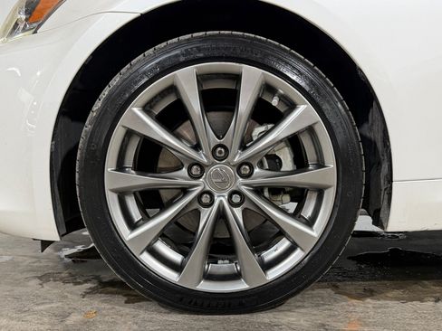 Used 2014 Lexus IS 250C w/ Luxury Package RWD image 11