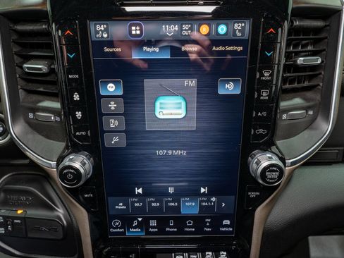 Used 2024 RAM 2500 Laramie image 20