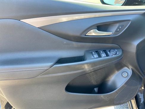 Certified 2024 Buick Envista Avenir image 15