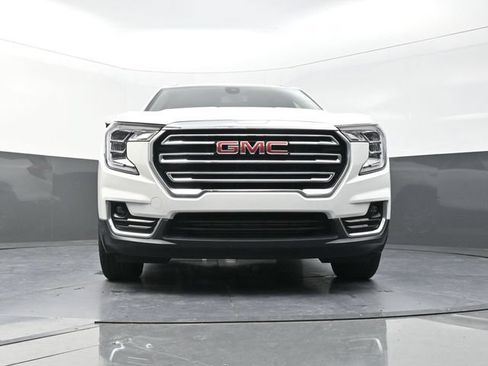 Used 2024 GMC Terrain SLT AWD/4WD image 32