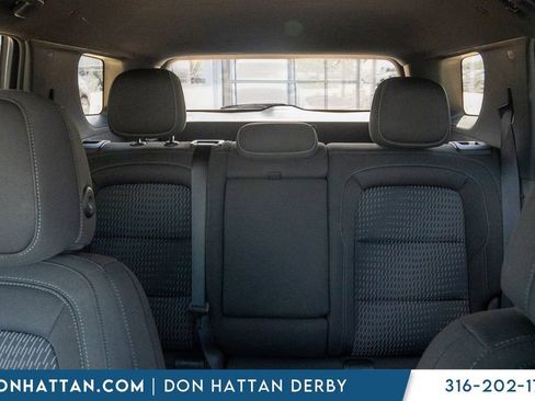 Used 2025 Chevrolet Equinox LT FWD image 19