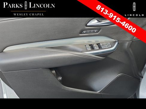 Used 2020 Cadillac XT4 Premium Luxury w/ Enhanced Visibility Package image 16