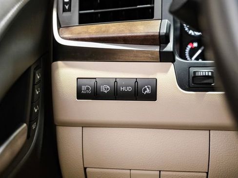 Used 2018 Lexus LX 570 4WD w/ Luxury Package image 37