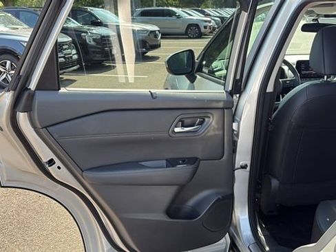 Certified 2024 Nissan Rogue SV w/ SV Premium Package AWD/4WD image 23