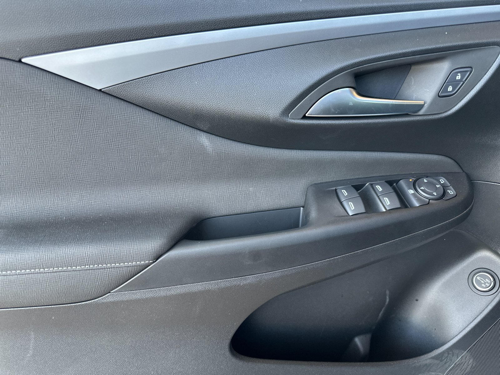 New 2026 Buick Envista Sport Touring w/ Convenience I Package FWD image 11