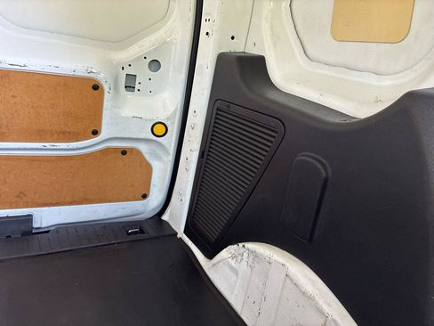 Used 2015 Ford Transit Connect XL FWD image 26