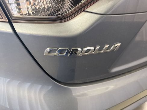 Used 2021 Toyota Corolla LE FWD image 13