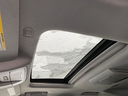 Used 2016 GMC Yukon XL Denali w/ Open Road Package image 28