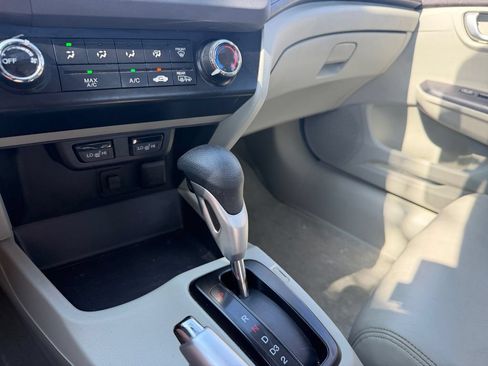 Used 2012 Honda Civic EX-L image 30