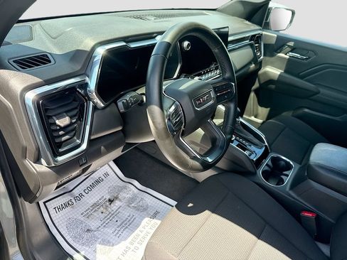 Used 2023 GMC Canyon Elevation w/ Convenience Package AWD/4WD image 10