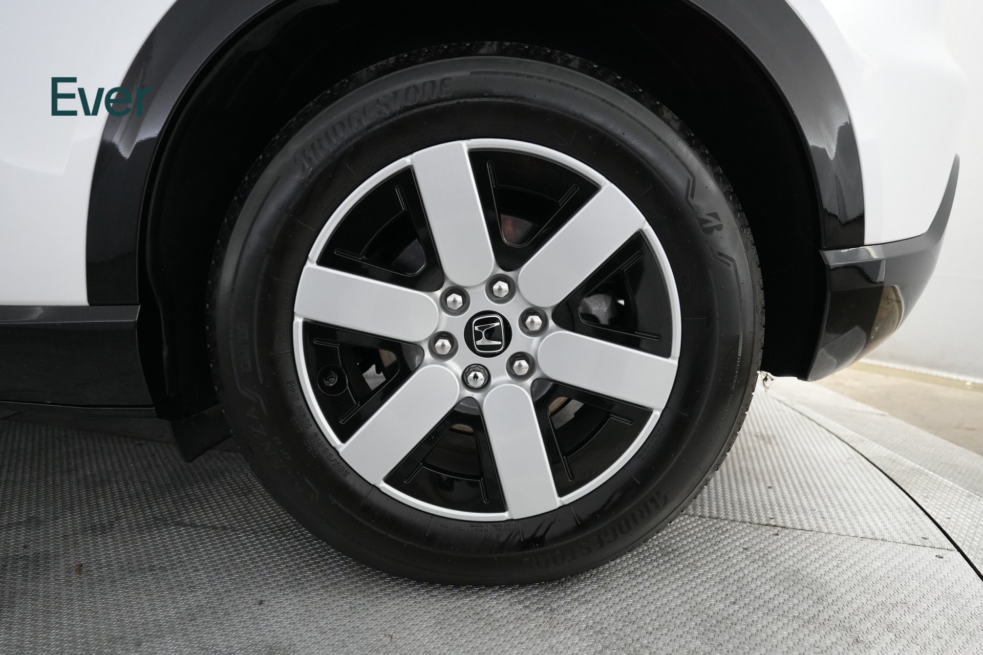 Used 2024 Honda Prologue Touring image 9