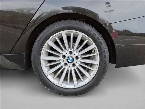 Used 2015 BMW 328i xDrive AWD/4WD image 13