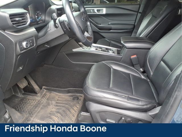 Used 2020 Ford Explorer XLT w/ Equipment Group 202A AWD/4WD image 20