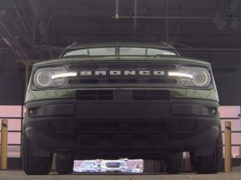 Used 2024 Ford Bronco Sport Big Bend w/ Convenience Package AWD/4WD image 3