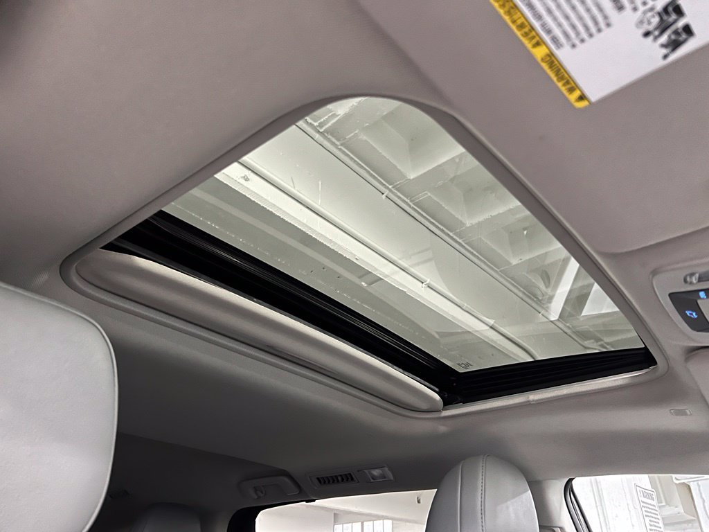 Certified 2023 Toyota Sienna XLE w/ XLE Plus Package FWD image 24