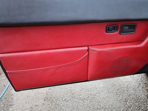 Used 1989 Ferrari Mondial T Cabriolet RWD image 42