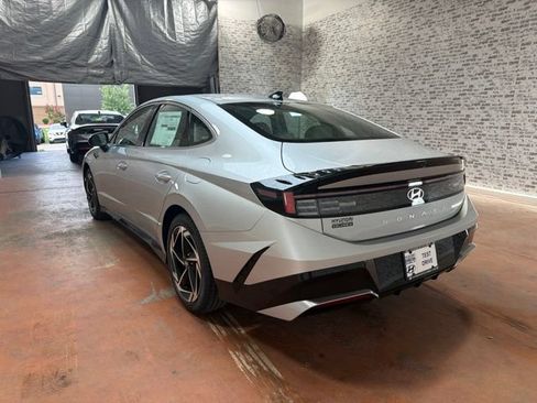 New 2026 Hyundai Sonata SEL FWD image 5