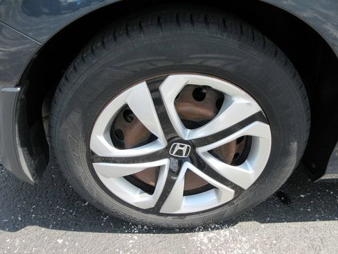 Used 2017 Honda Civic LX image 9