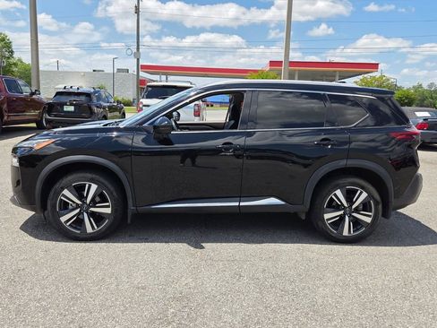 Used 2022 Nissan Rogue SL AWD/4WD image 2