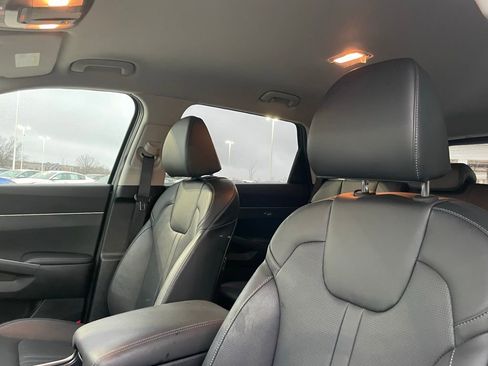 New 2025 Kia Sorento S AWD/4WD image 21