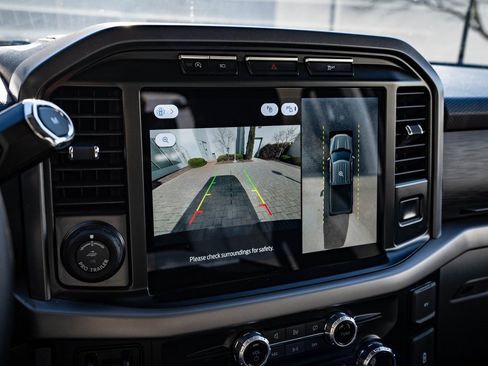 Used 2024 Ford F150 XLT w/ Tow/Haul Package image 32