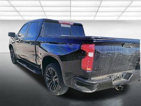 Used 2022 Chevrolet Silverado 1500 RST w/ Convenience Package II AWD/4WD image 2